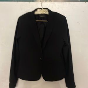 Banana Republic classic fit black blazer size 6